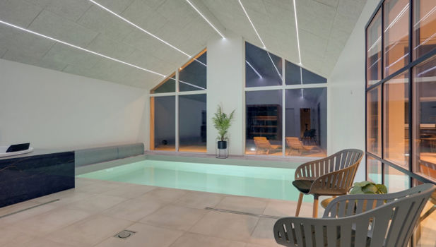 Poolhus Sommerhus Sol Og Strand